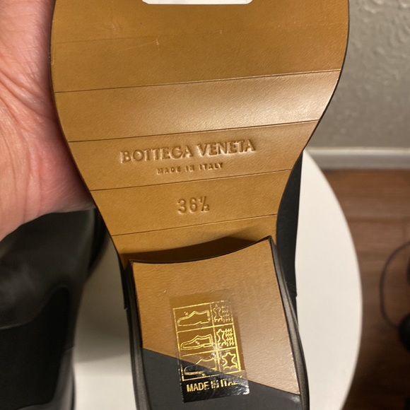 BOTTEGA VENETA Square Toe Chelsea The Lean Boots in Black 36.5 - Picture 5 of 7